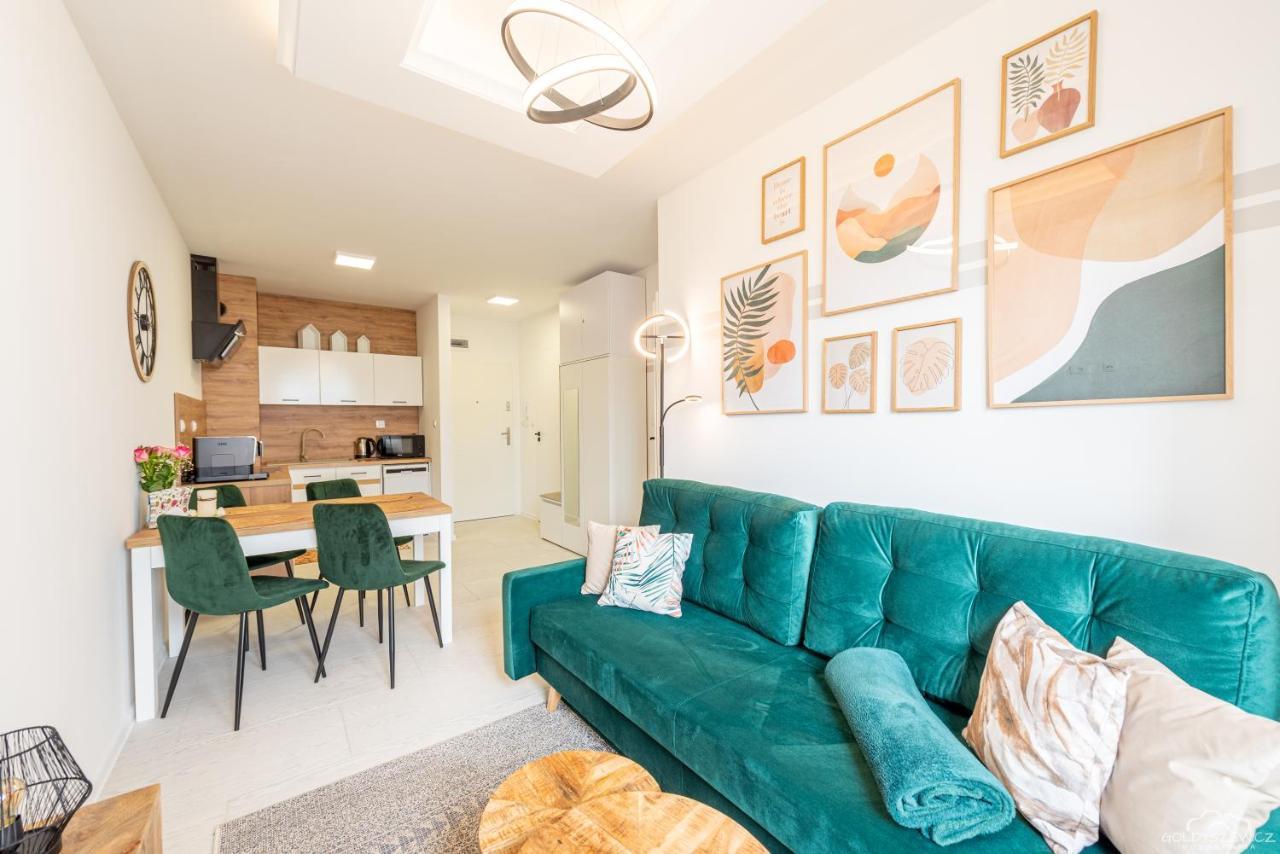 Horyzont Apartamenty - Kapitanski Mostek- Blisko Portu- Sniadania Kołobrzeg Extérieur photo
