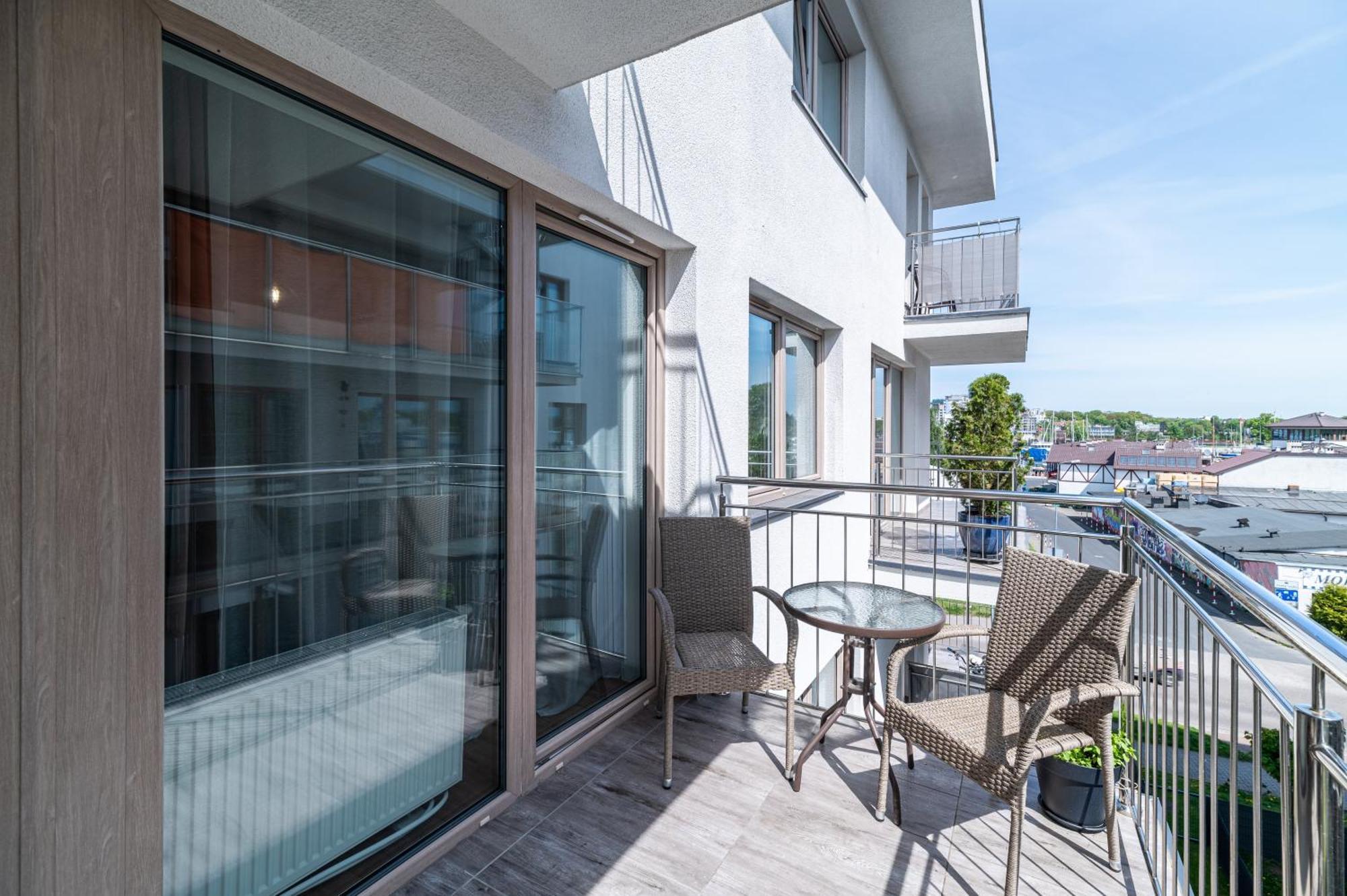 Horyzont Apartamenty - Kapitanski Mostek- Blisko Portu- Sniadania Kołobrzeg Extérieur photo